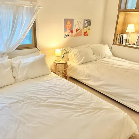 Almond House, Busan Gwang-An
